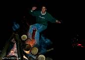 18_mw2002_p0007431b.jpg